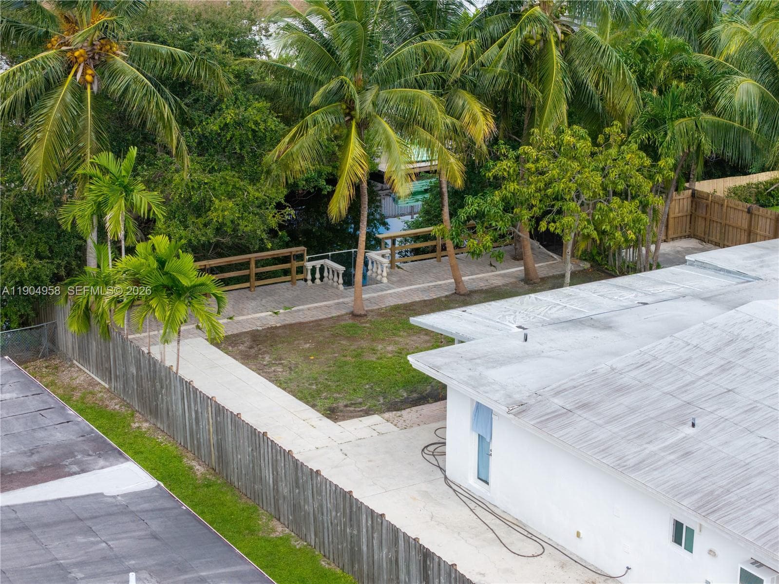 2325 NE 194 Street, Miami FL 33180 — 34