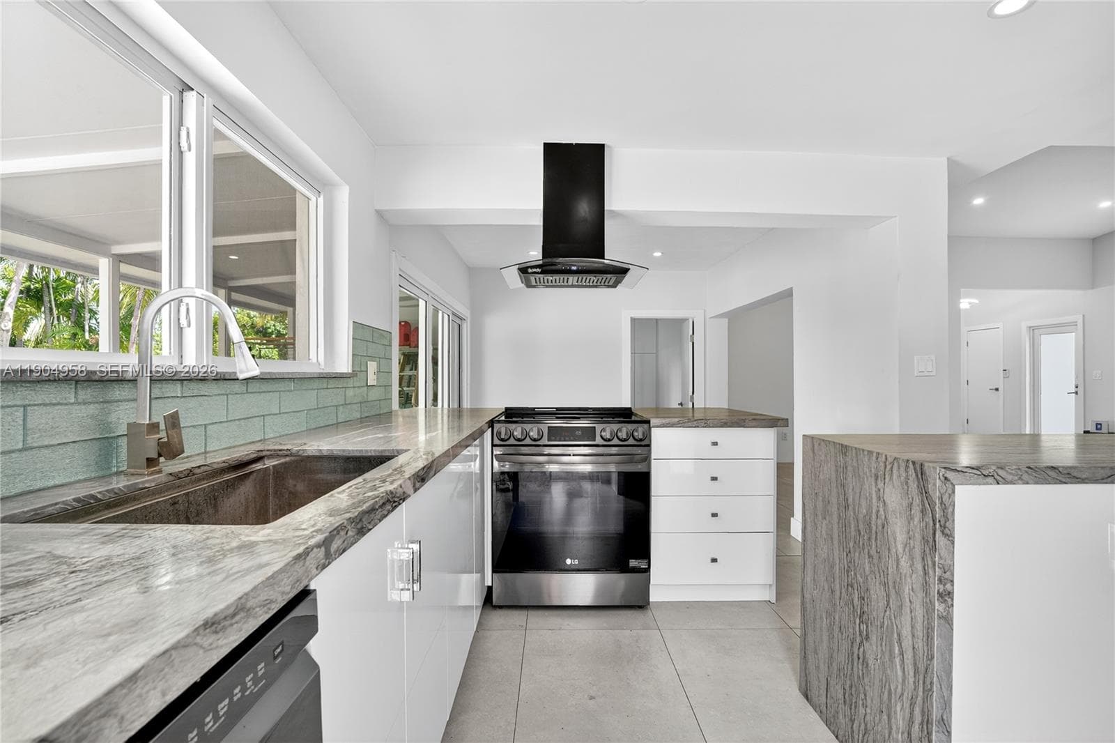 2325 NE 194 Street, Miami FL 33180 — 11