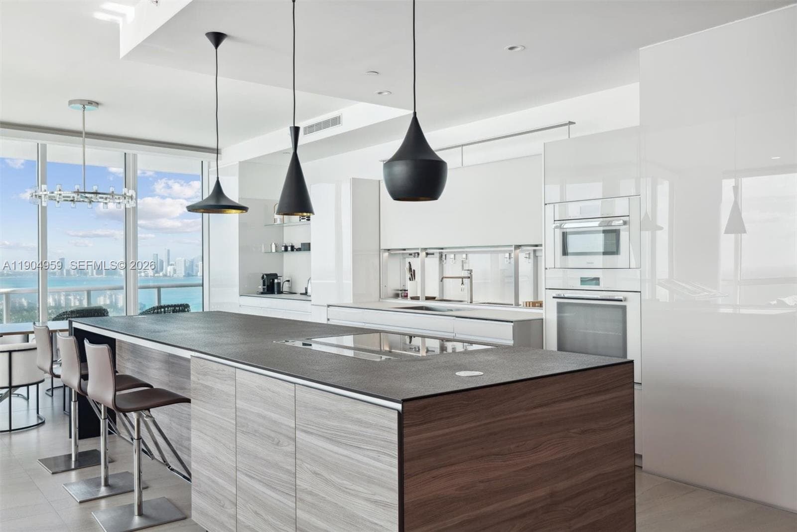 100 S Pointe Dr # 3203, Miami Beach FL 33139 — 18