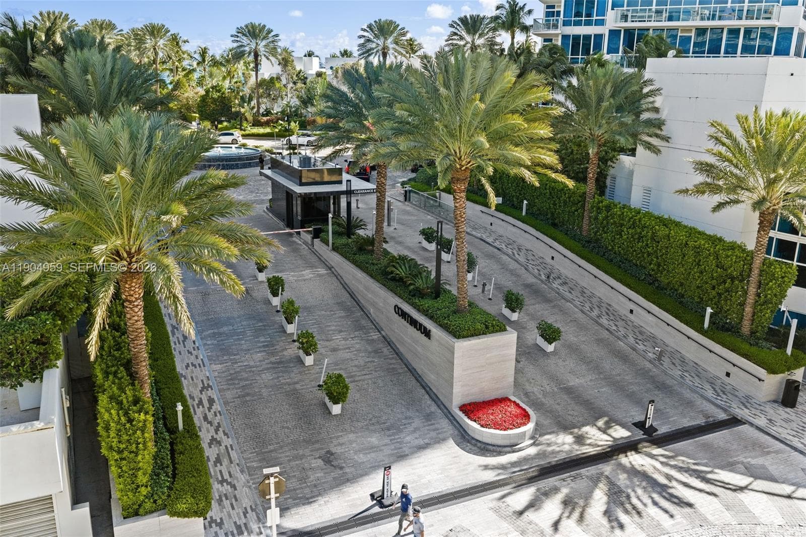 100 S Pointe Dr # 3203, Miami Beach FL 33139 — 58