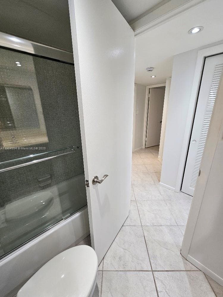 18041 Biscayne Blvd # 204, Aventura FL 33160 — 16