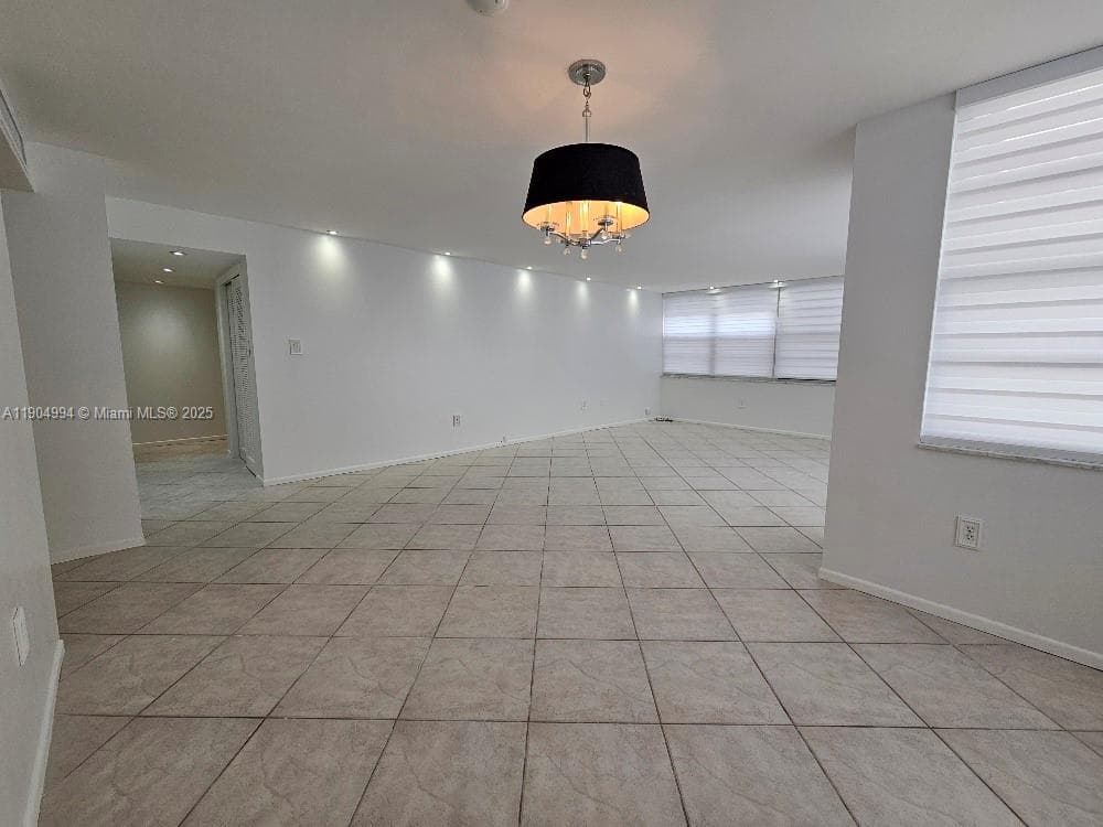 18041 Biscayne Blvd # 204, Aventura FL 33160 — 8