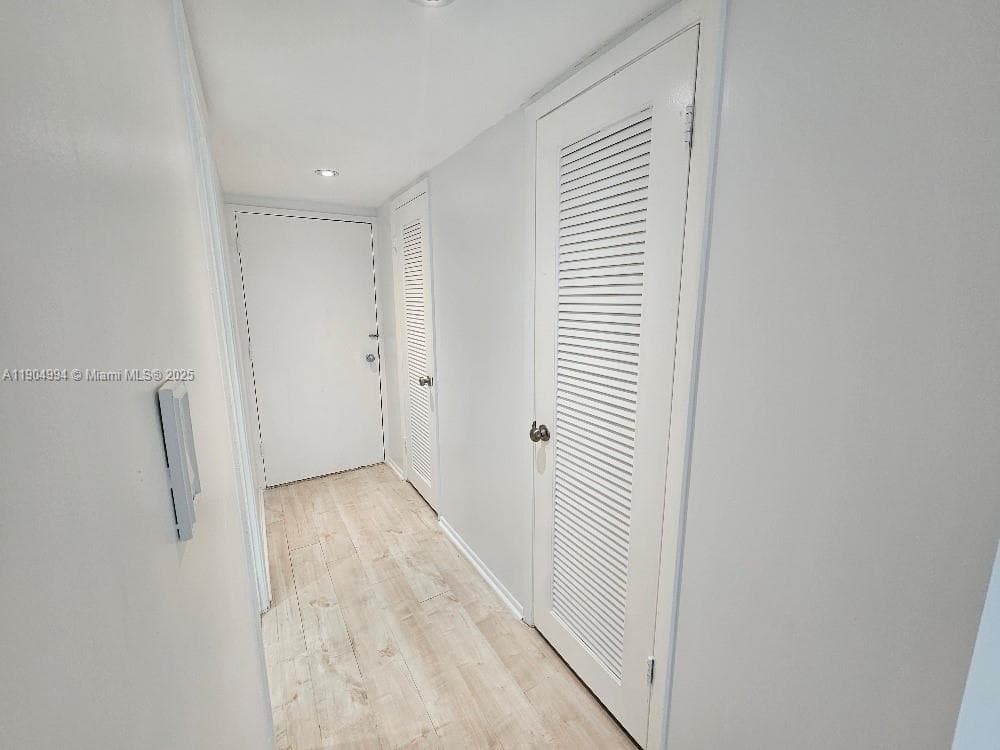 18041 Biscayne Blvd # 204, Aventura FL 33160 — 21