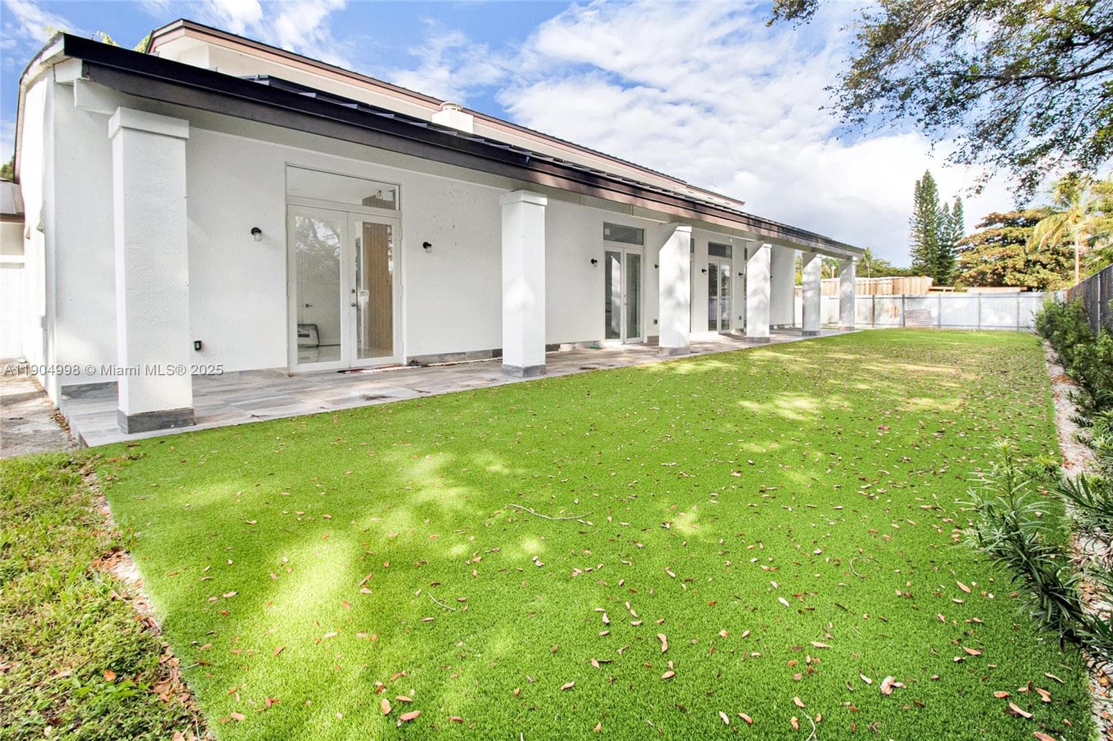 425 SW 129th Ave, Miami FL 33184 — 23