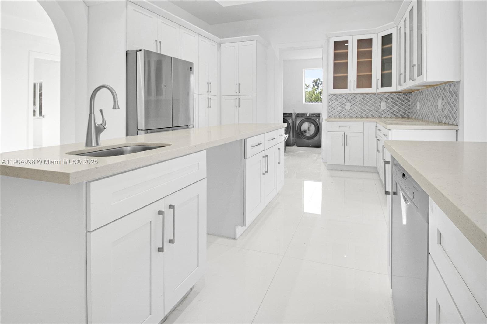 425 SW 129th Ave, Miami FL 33184 — 8