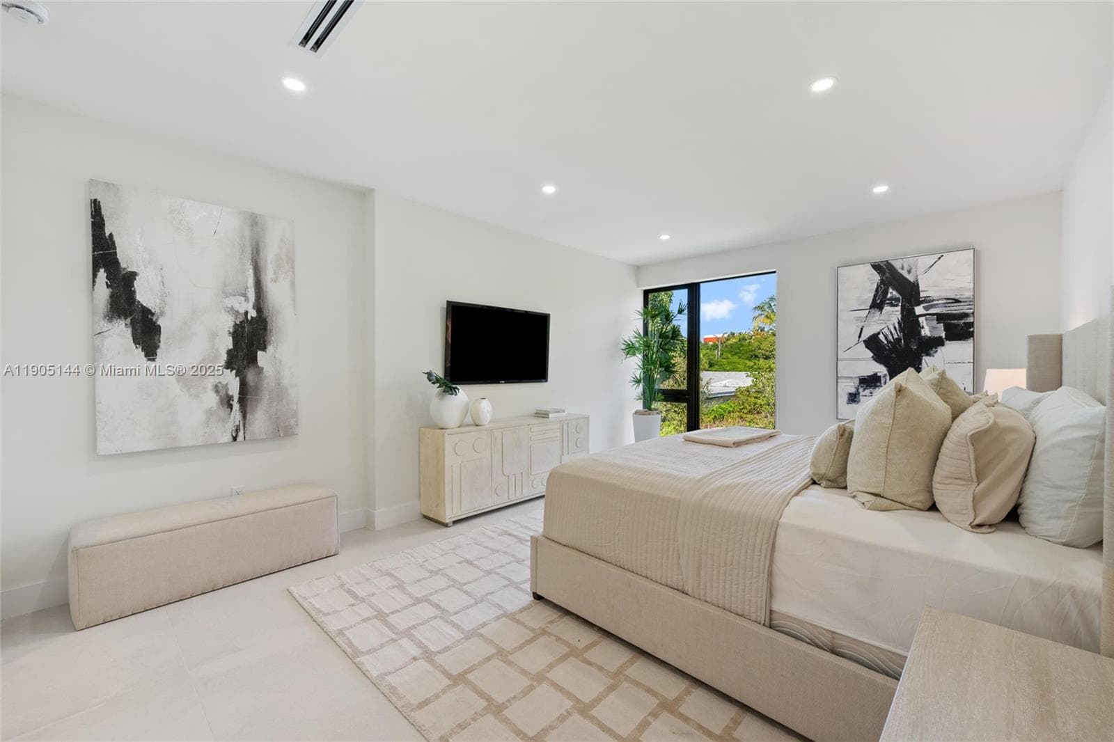 2127 SW 11th Ter, Miami FL 33135 — 12