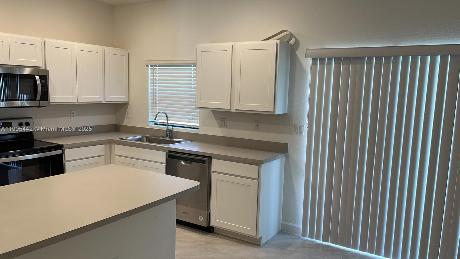606 SW 12 st, Homestead FL 33034 — 13
