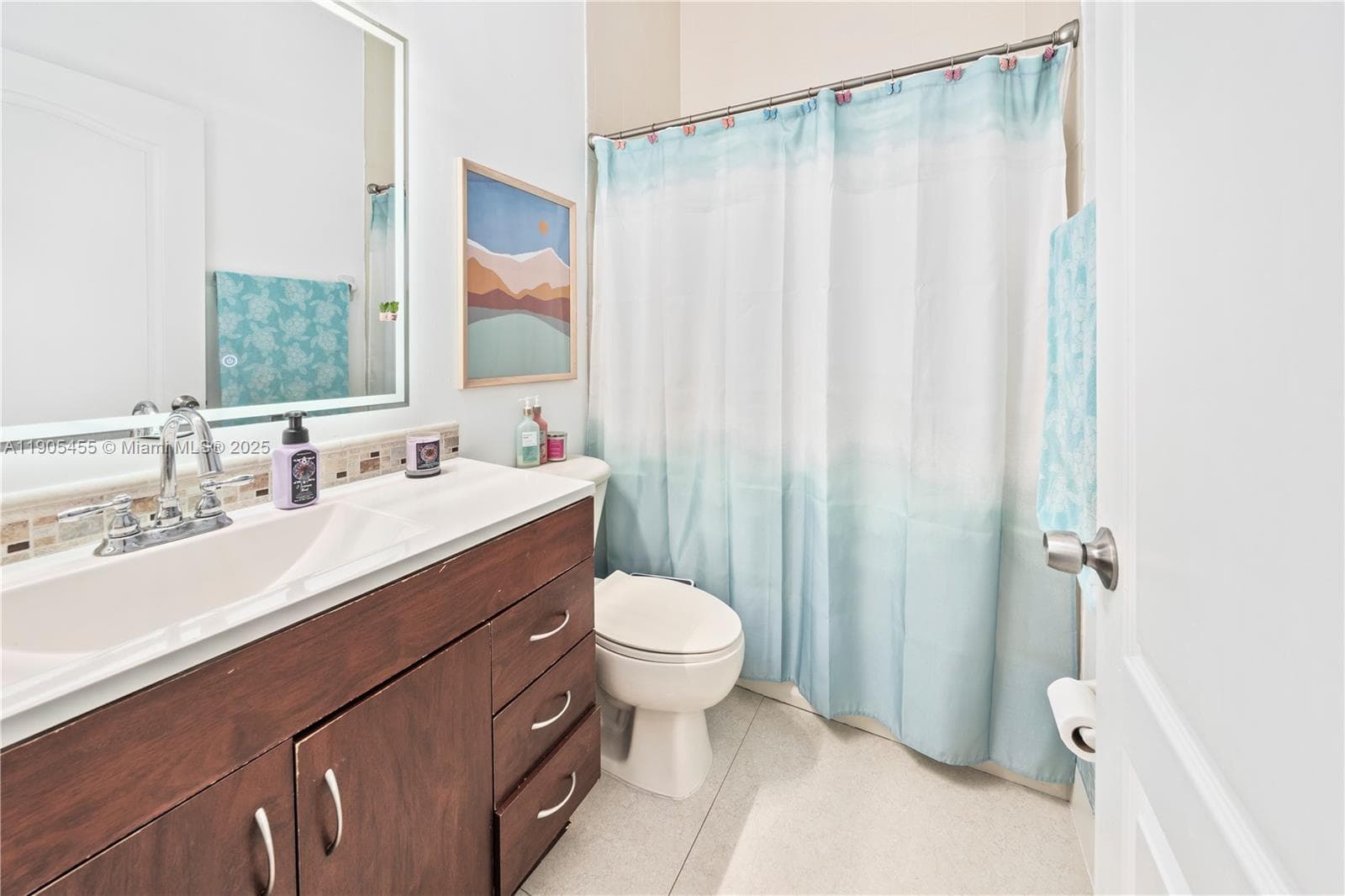 18000 NW 90th Pl, Hialeah FL 33018 — 18