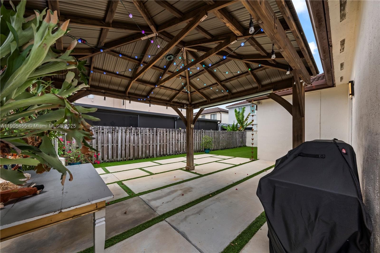 18000 NW 90th Pl, Hialeah FL 33018 — 31