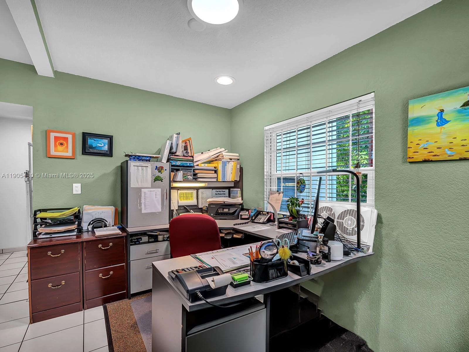 660 Miller Dr, Miami Springs FL 33166 — 18
