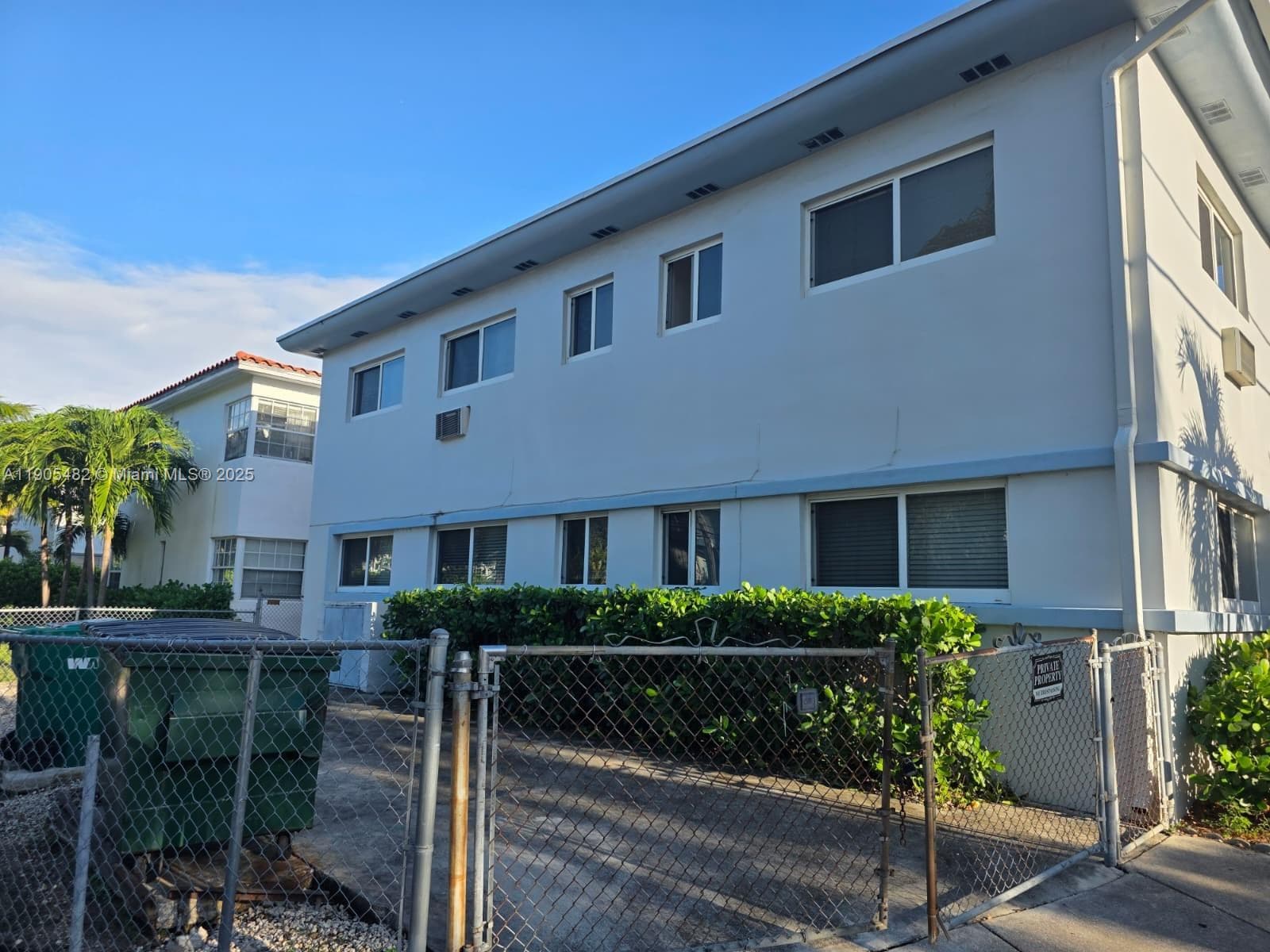 7155 Rue Notre Dame, Miami Beach FL 33141 — 7