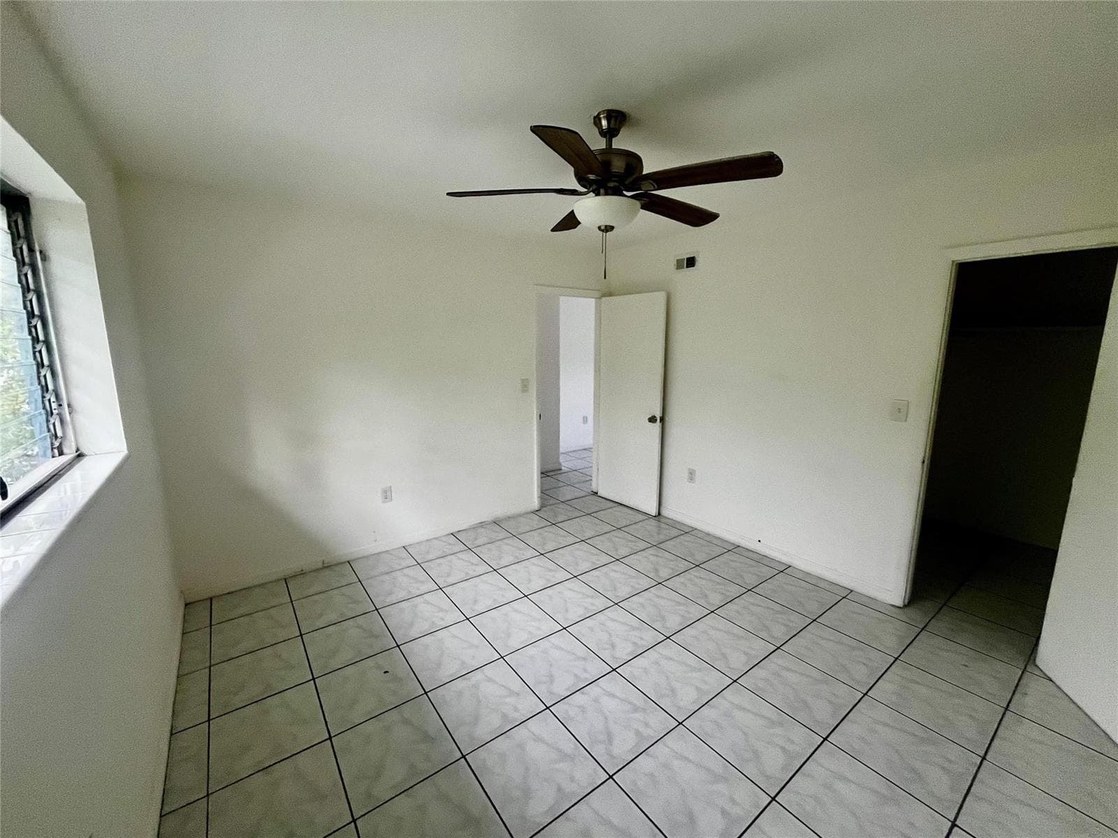 751 NE 83rd Terrace # 18, Miami FL 33138 — 3