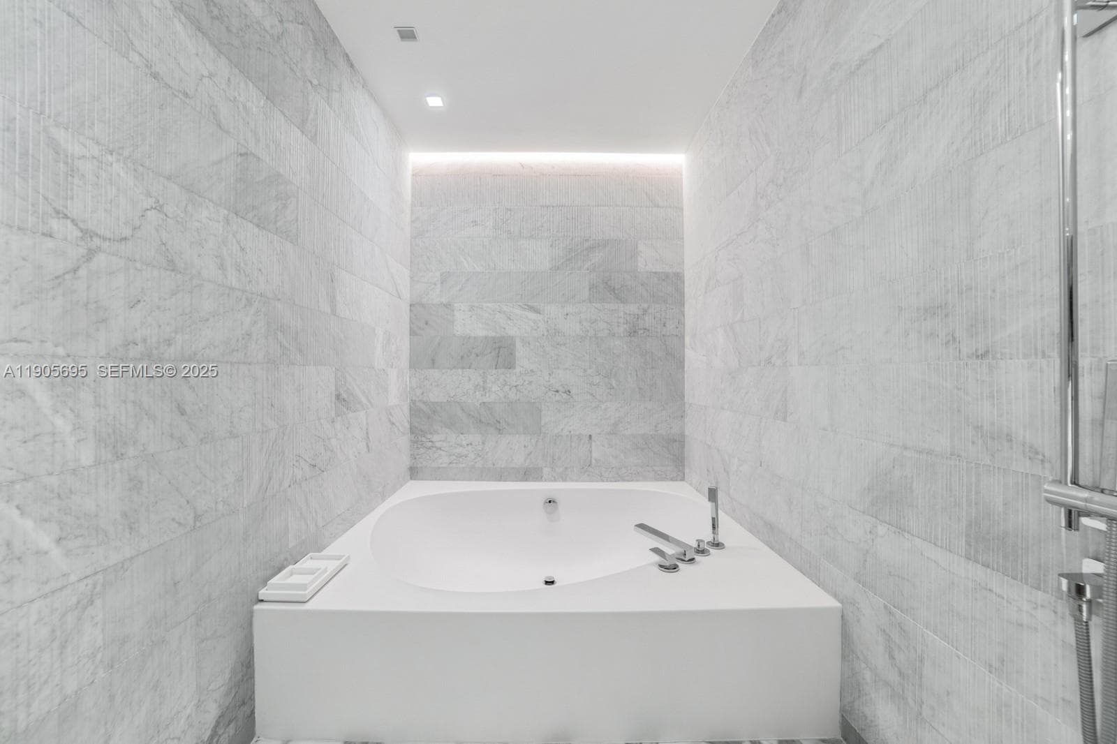 10201 Collins Ave # 807, Bal Harbour FL 33154 — 19