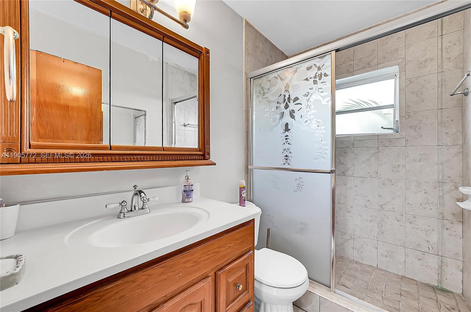 671 E 53rd St, Hialeah FL 33013 — 17