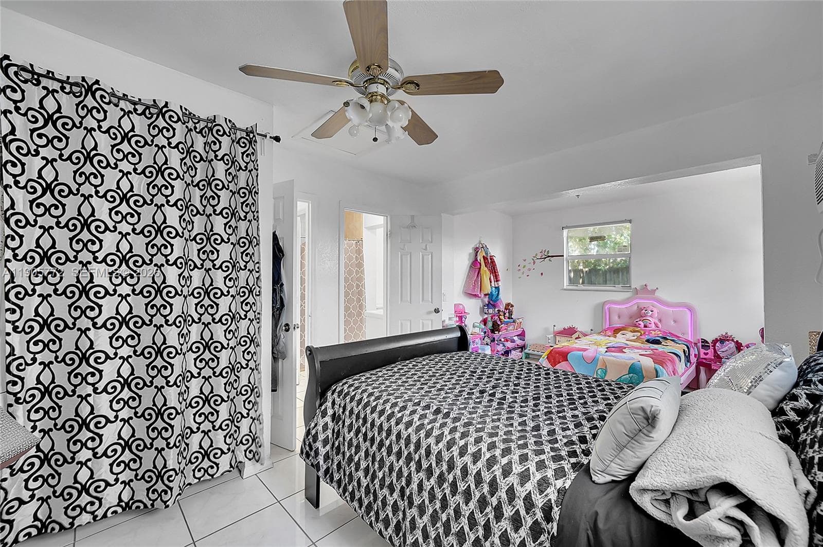 671 E 53rd St, Hialeah FL 33013 — 36