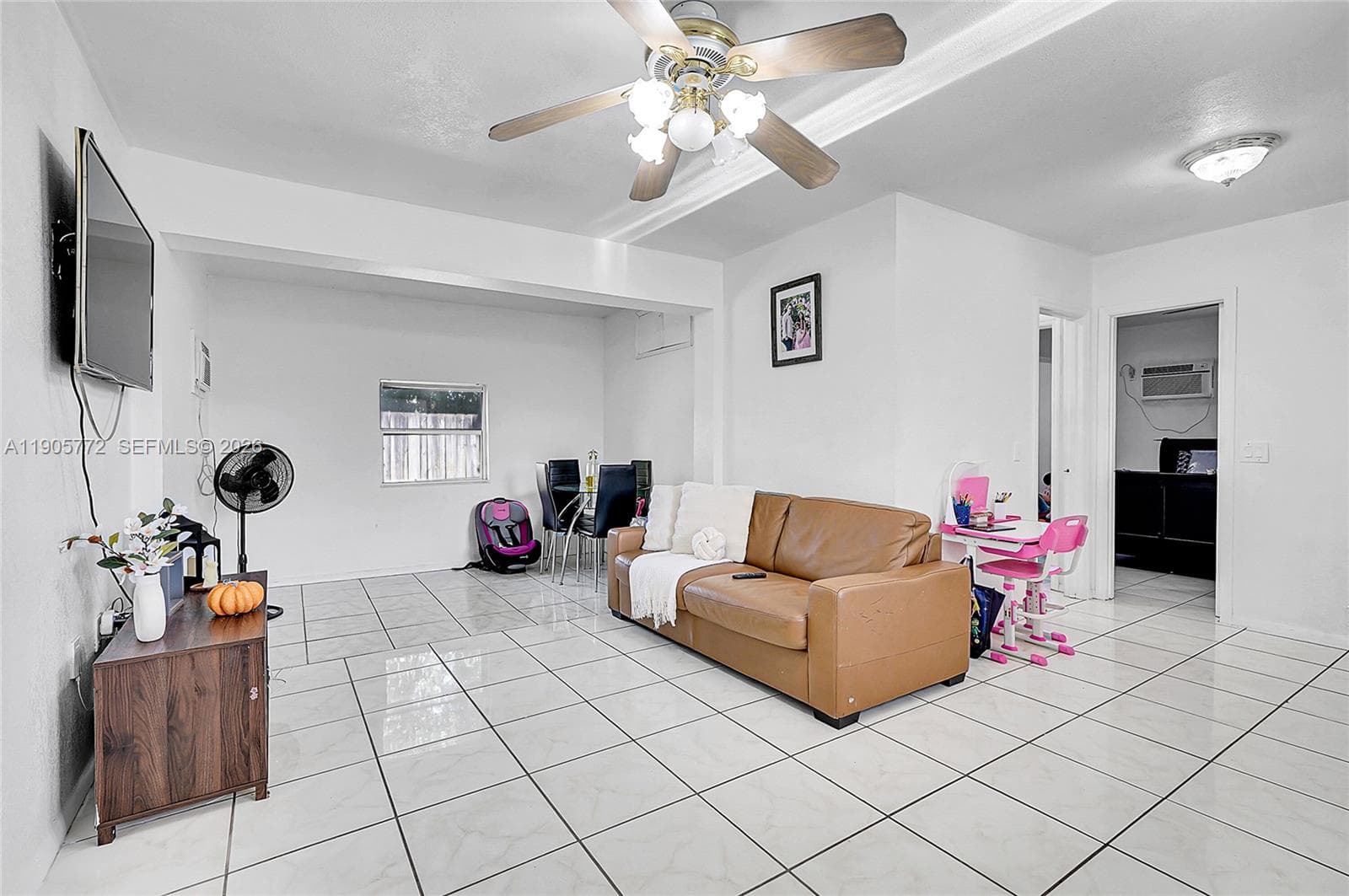 671 E 53rd St, Hialeah FL 33013 — 33