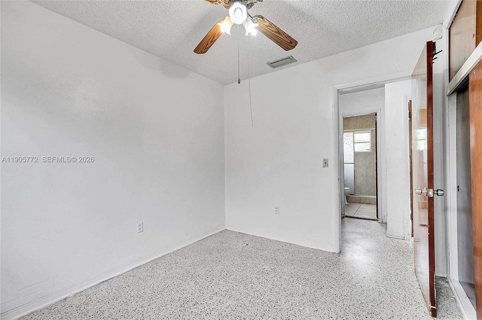 671 E 53rd St, Hialeah FL 33013 — 15