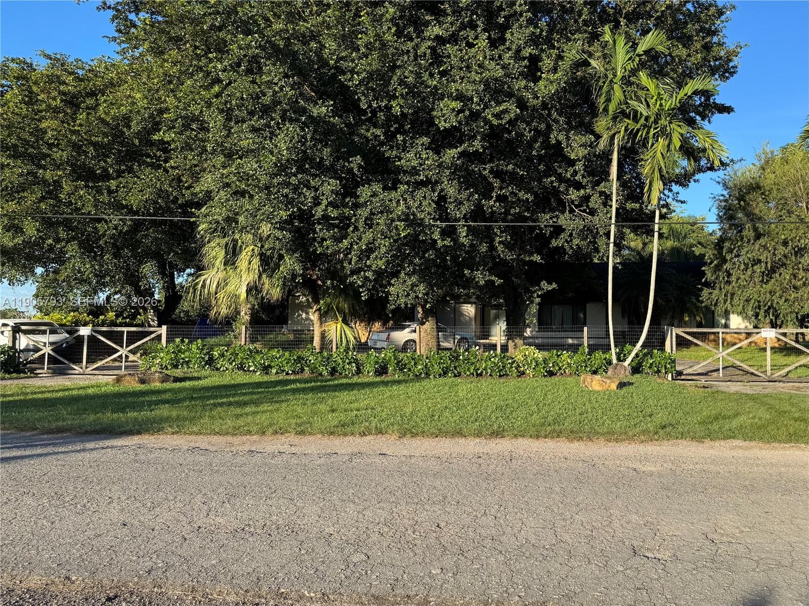 18750 SW 207th Ave, Miami FL 33187 — 1