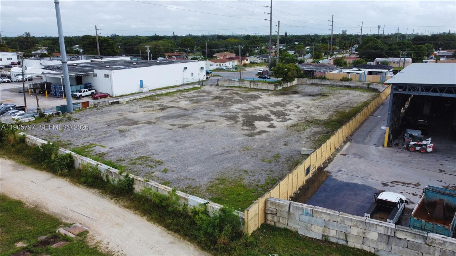 8650 NW 36 Ave, Miami FL 33147 — 3
