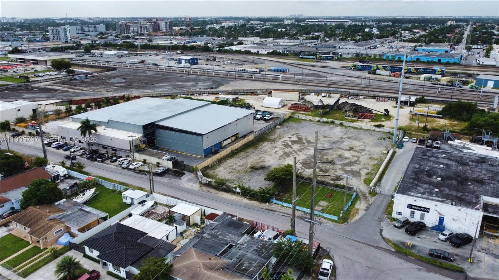 8650 NW 36 Ave, Miami FL 33147 — 1