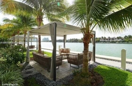 6700 Indian Creek Dr # 1103, Miami Beach FL 33141 — 1