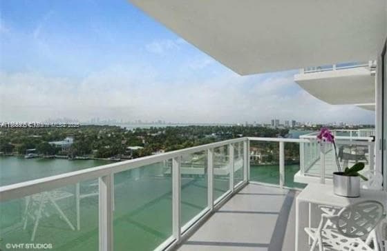 6700 Indian Creek Dr # 1103, Miami Beach FL 33141 — 15