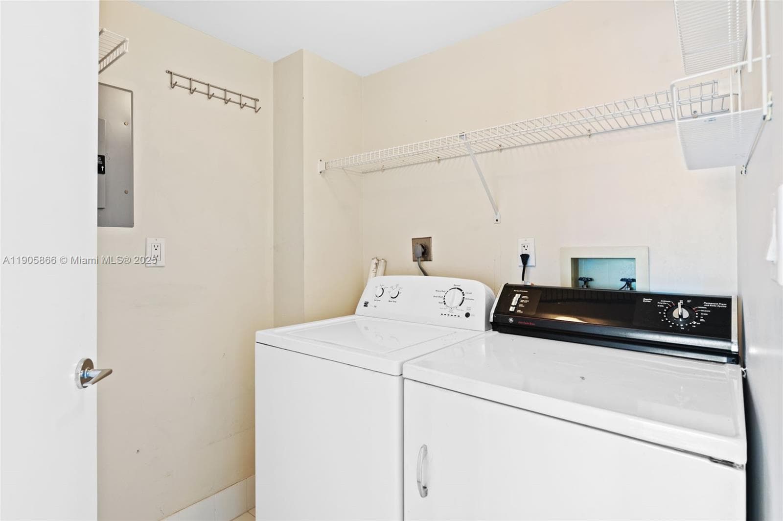 3598 Yacht Club Dr # 602, Aventura FL 33180 — 26