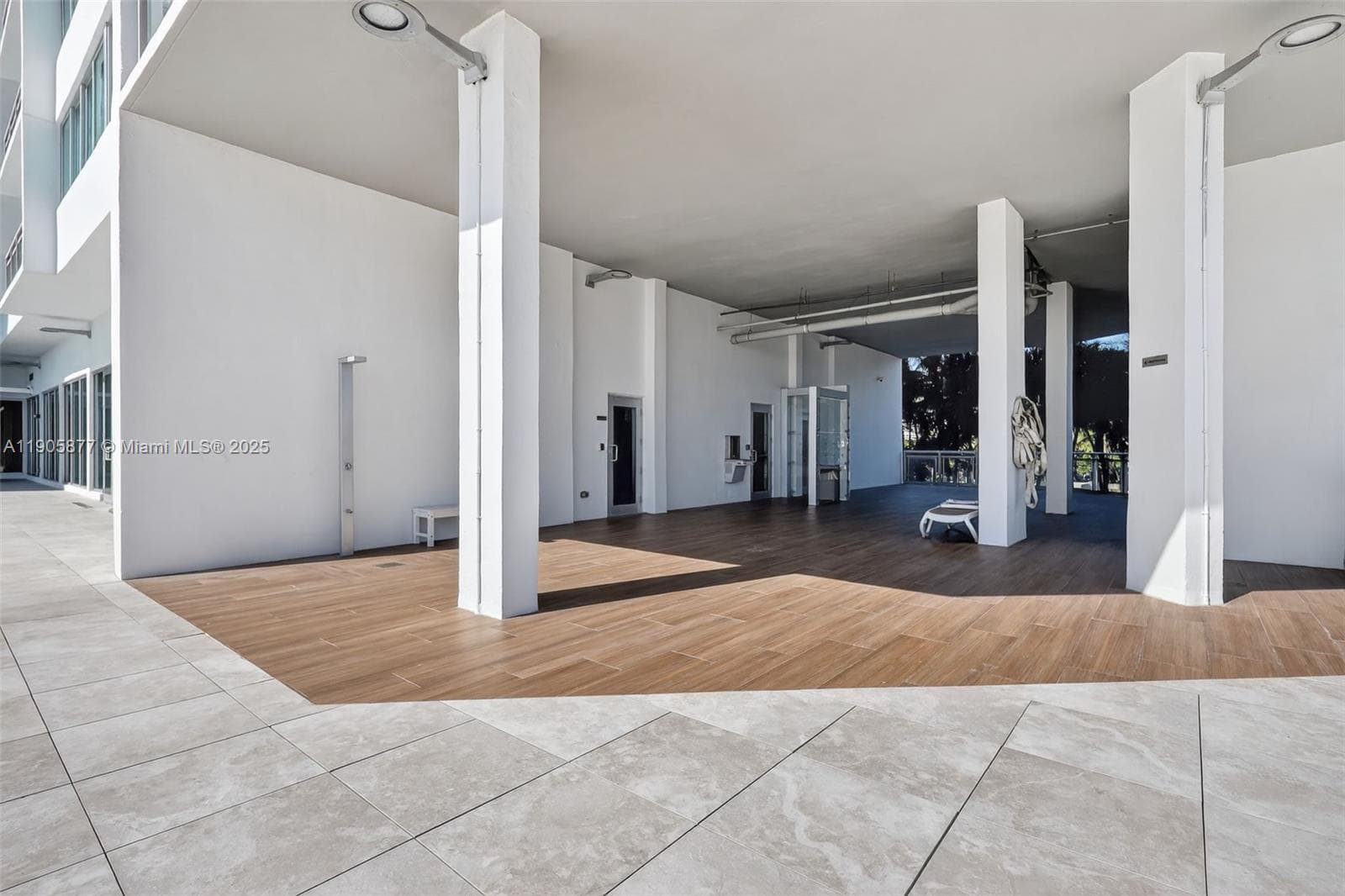 7135 Collins Ave # 705, Miami Beach FL 33141 — 62