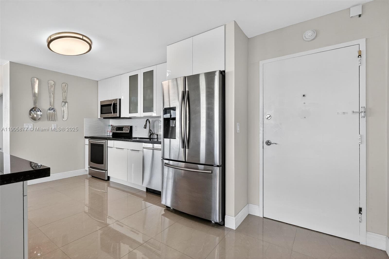 7135 Collins Ave # 705, Miami Beach FL 33141 — 6
