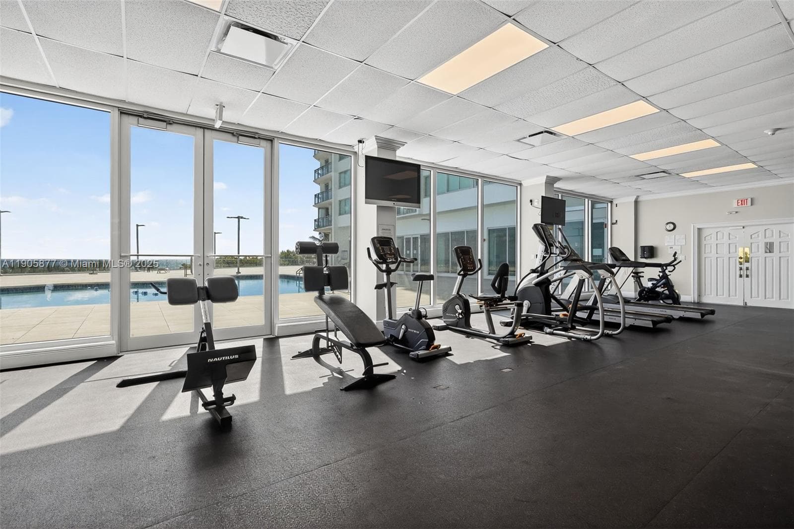 7135 Collins Ave # 705, Miami Beach FL 33141 — 52