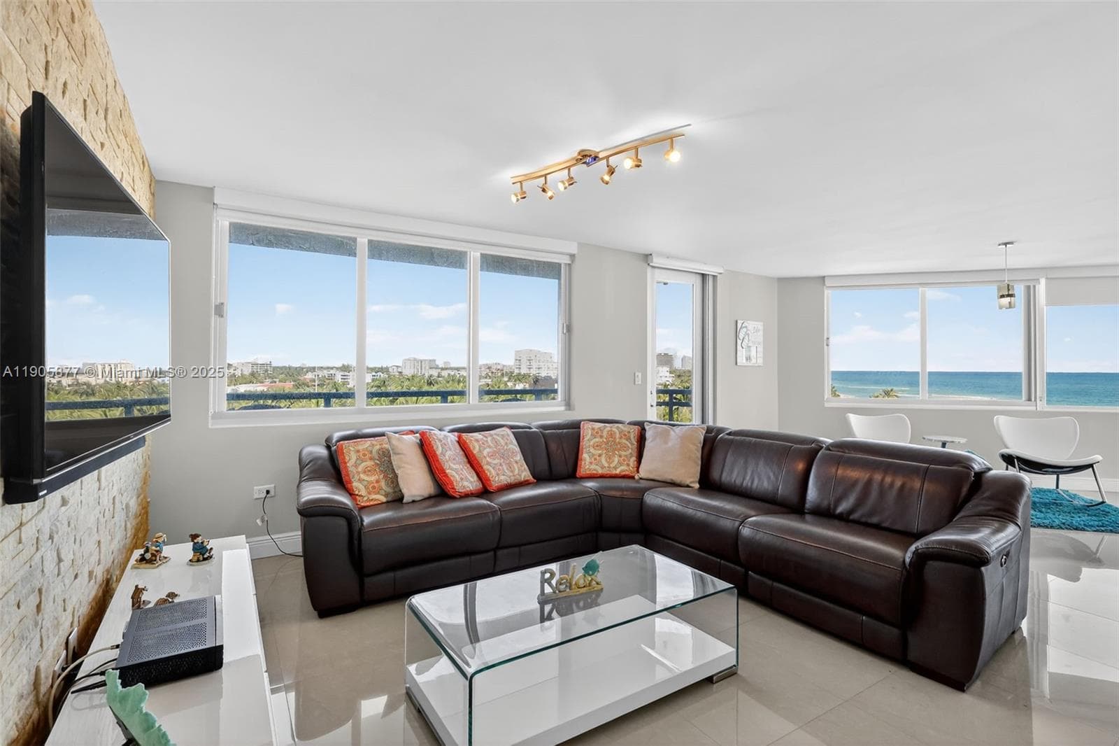7135 Collins Ave # 705, Miami Beach FL 33141 — 13