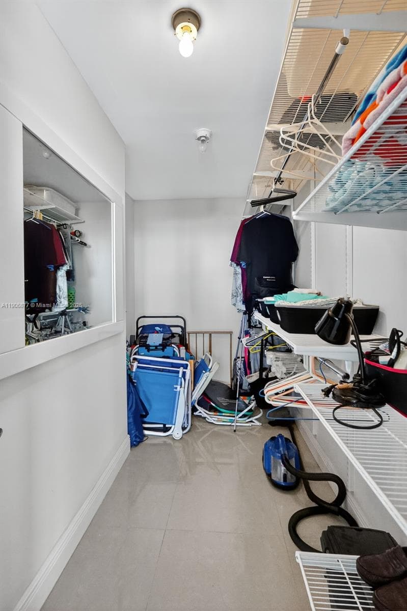 7135 Collins Ave # 705, Miami Beach FL 33141 — 28
