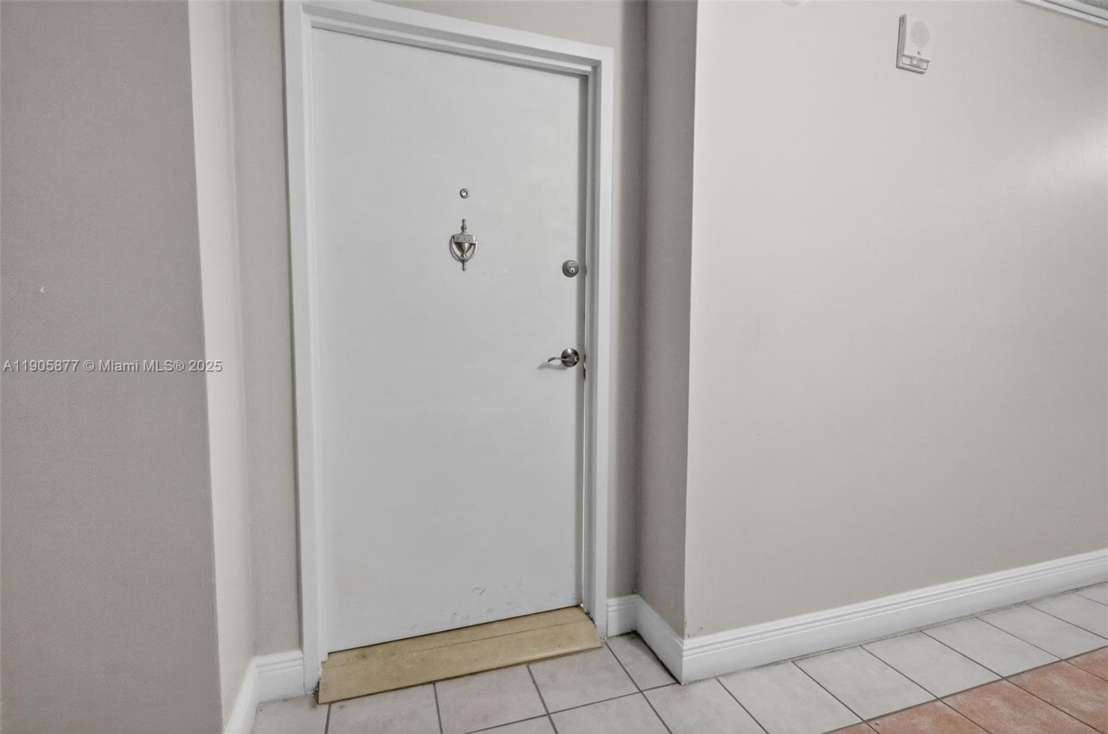7135 Collins Ave # 705, Miami Beach FL 33141 — 4
