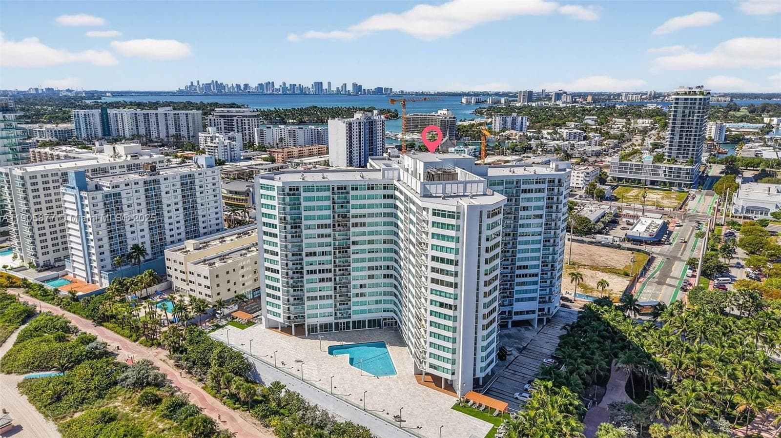 7135 Collins Ave # 705, Miami Beach FL 33141 — 70