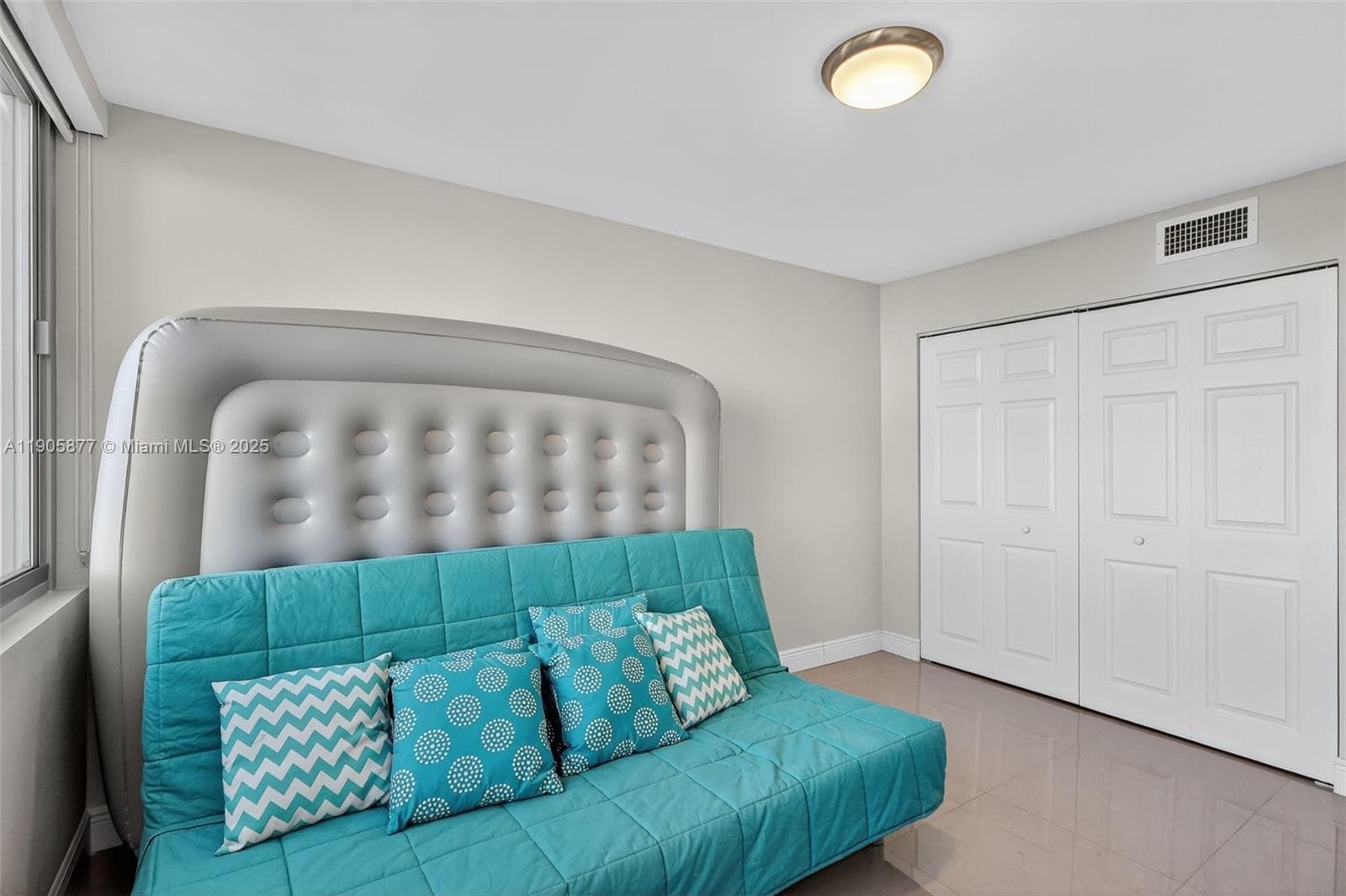 7135 Collins Ave # 705, Miami Beach FL 33141 — 21