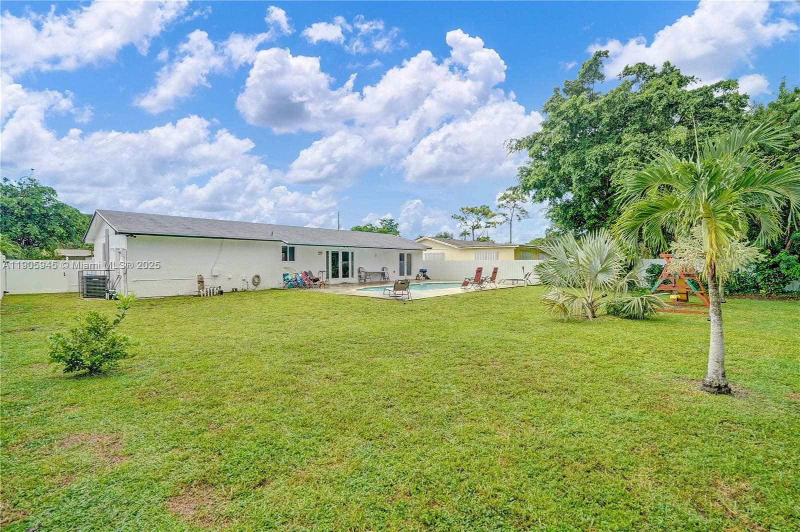 17000 NW 18th Ave, Miami Gardens FL 33056 — 22