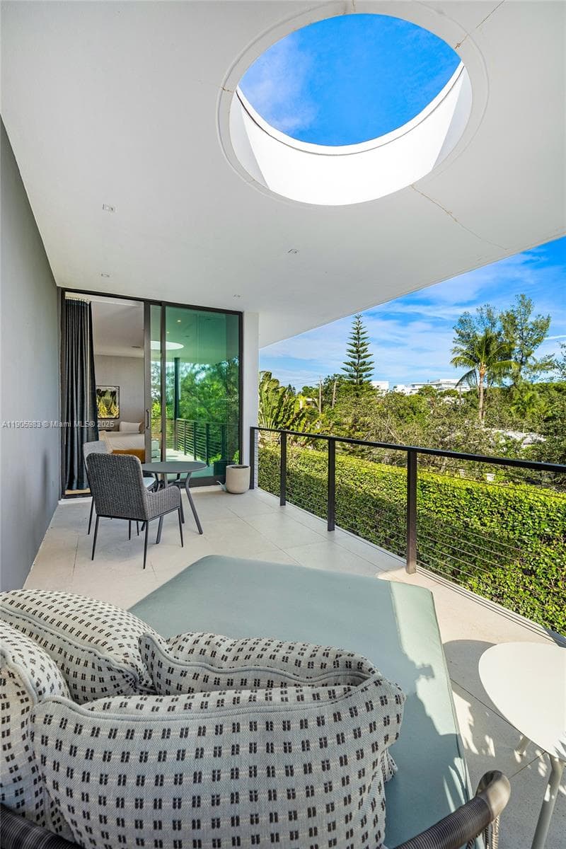 Nautilus Extension 3rd, Miami Beach, FL — 57