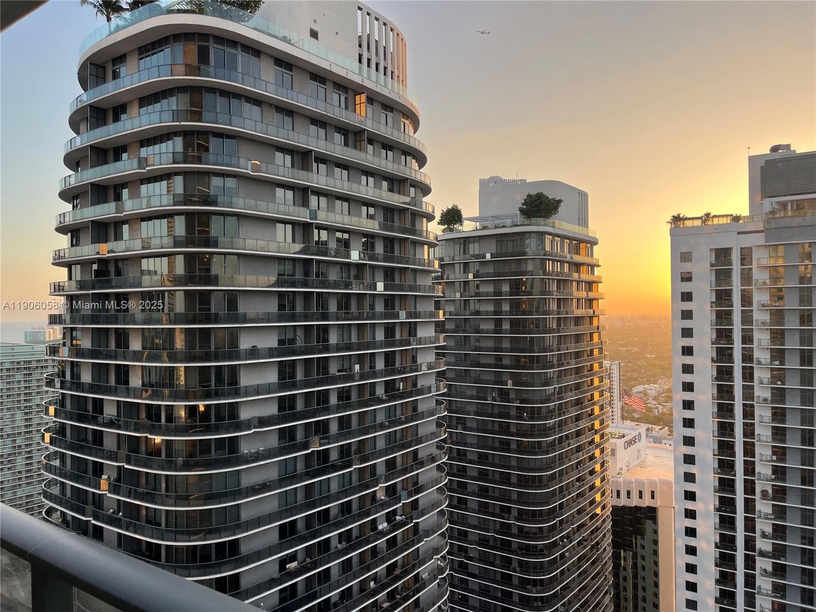 801 S Miami Ave # 4309, Miami FL 33130 — 2