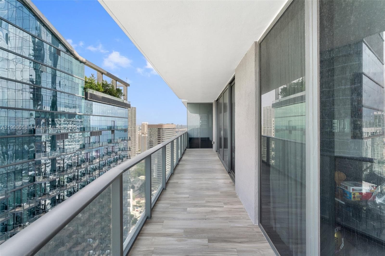 801 S Miami Ave # 4309, Miami FL 33130 — 16