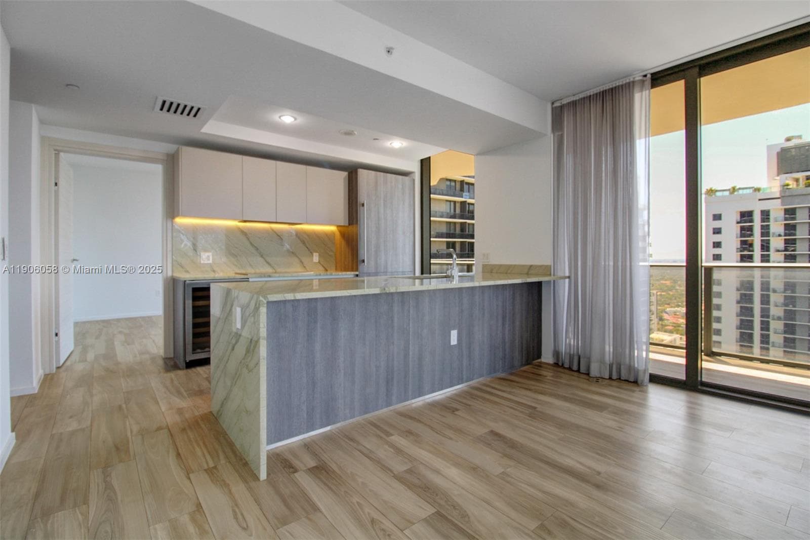 801 S Miami Ave # 4309, Miami FL 33130 — 5