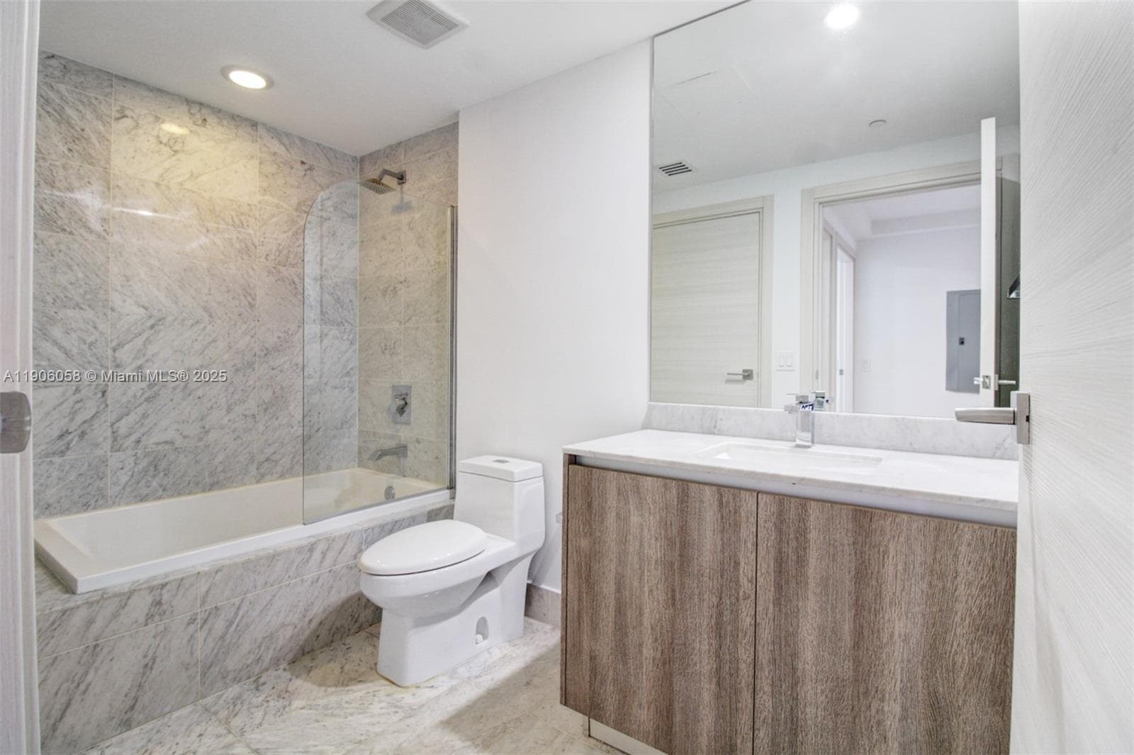 801 S Miami Ave # 4309, Miami FL 33130 — 20