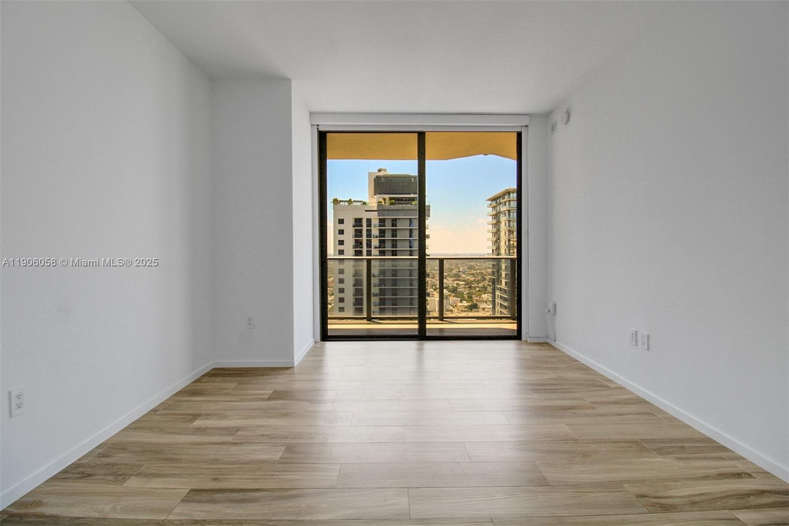 801 S Miami Ave # 4309, Miami FL 33130 — 9
