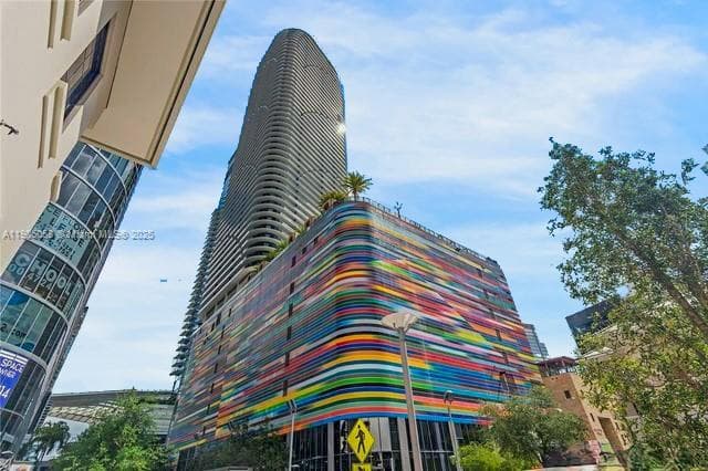 801 S Miami Ave # 4309, Miami FL 33130 — 30
