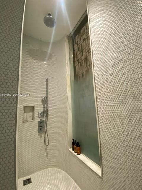 801 S Miami Ave # 604, Miami FL 33130 — 33