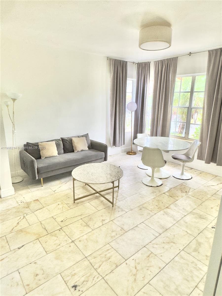 1526 Pennsylvania Ave # 2, Miami Beach FL 33139 — 2