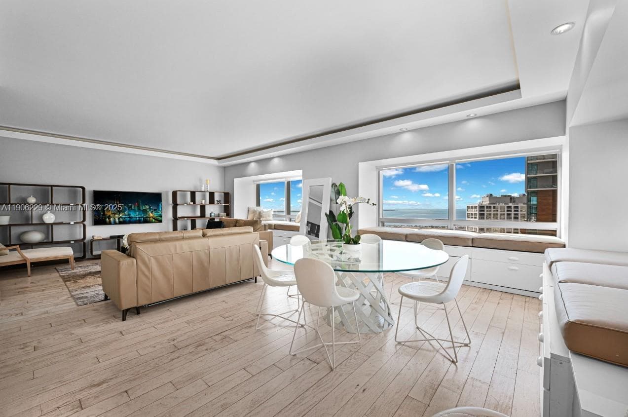 1435 Brickell Ave # 3401, Miami FL 33131 — 1