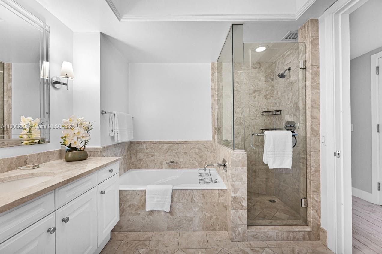 1435 Brickell Ave # 3401, Miami FL 33131 — 14