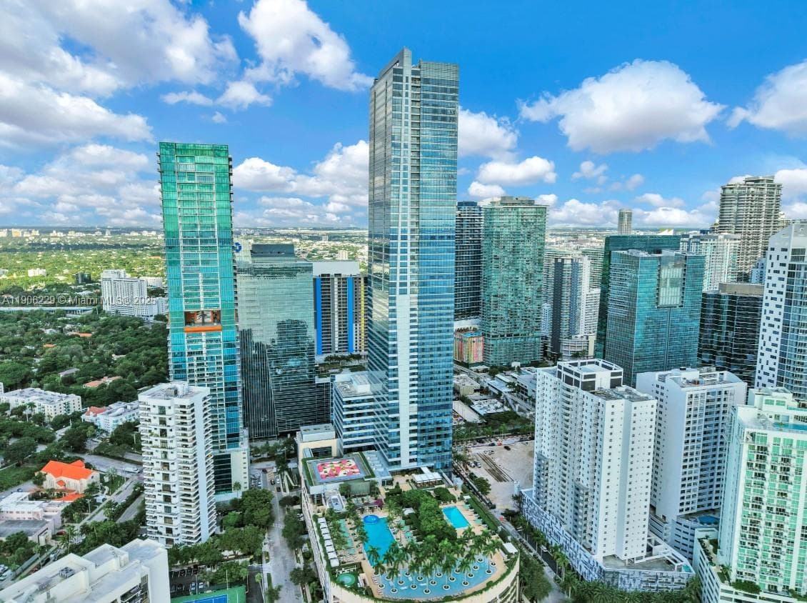 1435 Brickell Ave # 3401, Miami FL 33131 — 50
