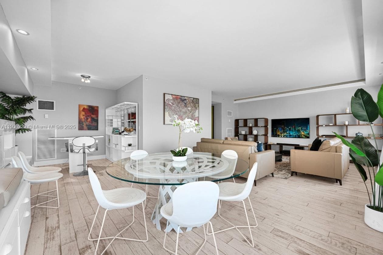 1435 Brickell Ave # 3401, Miami FL 33131 — 37