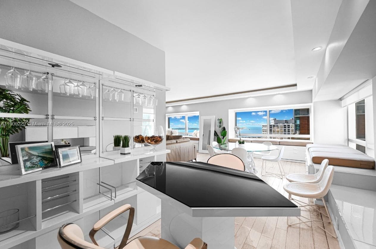 1435 Brickell Ave # 3401, Miami FL 33131 — 40